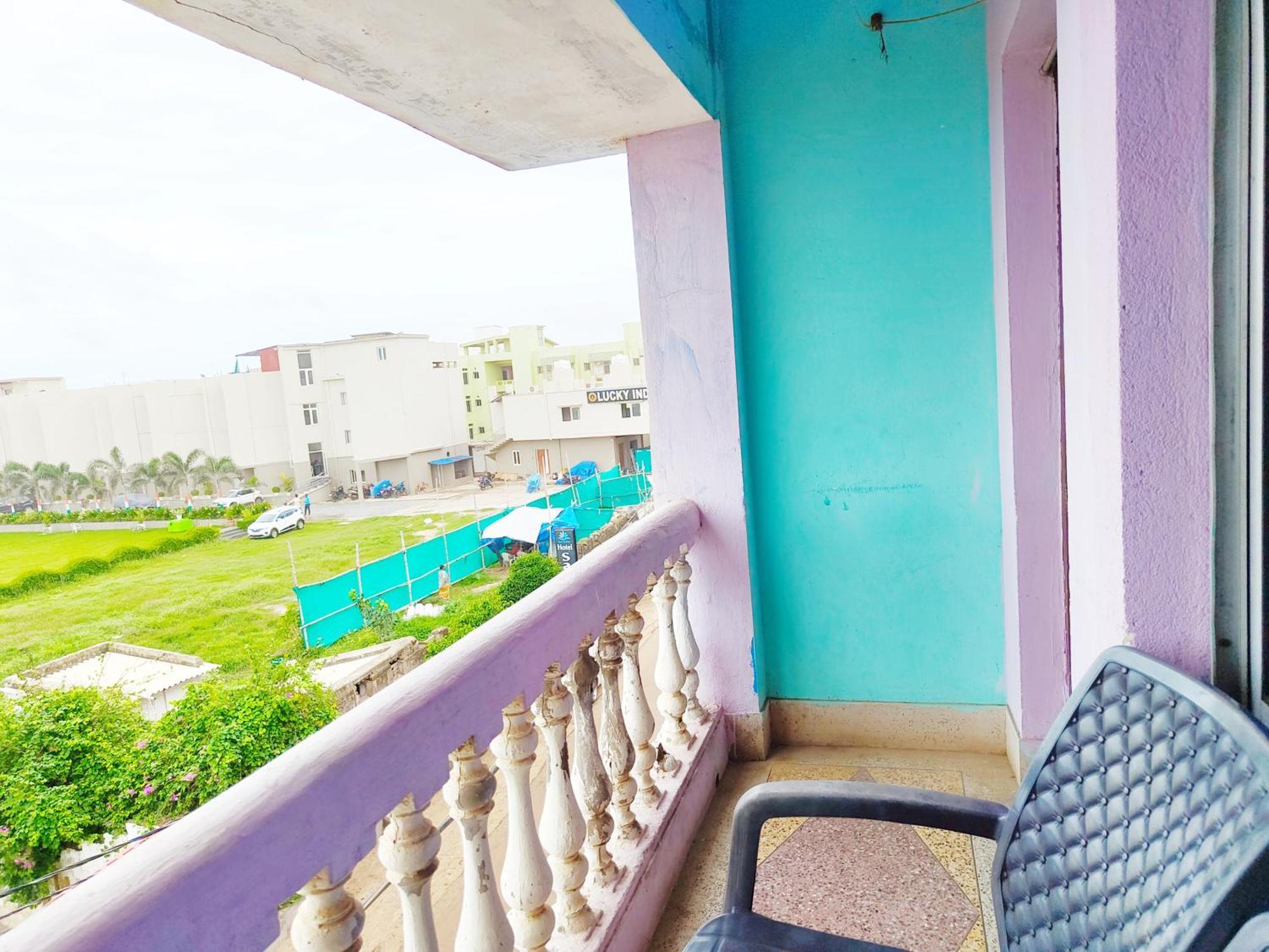 Goroomgo Jk ! গোরুমগো জে কে ইন পুরী - Sea-view-room - All-room-attached-balcony-with-kitchen-wifi-restaurant-and-parking-facilities-prime-location-best Selling In Puri